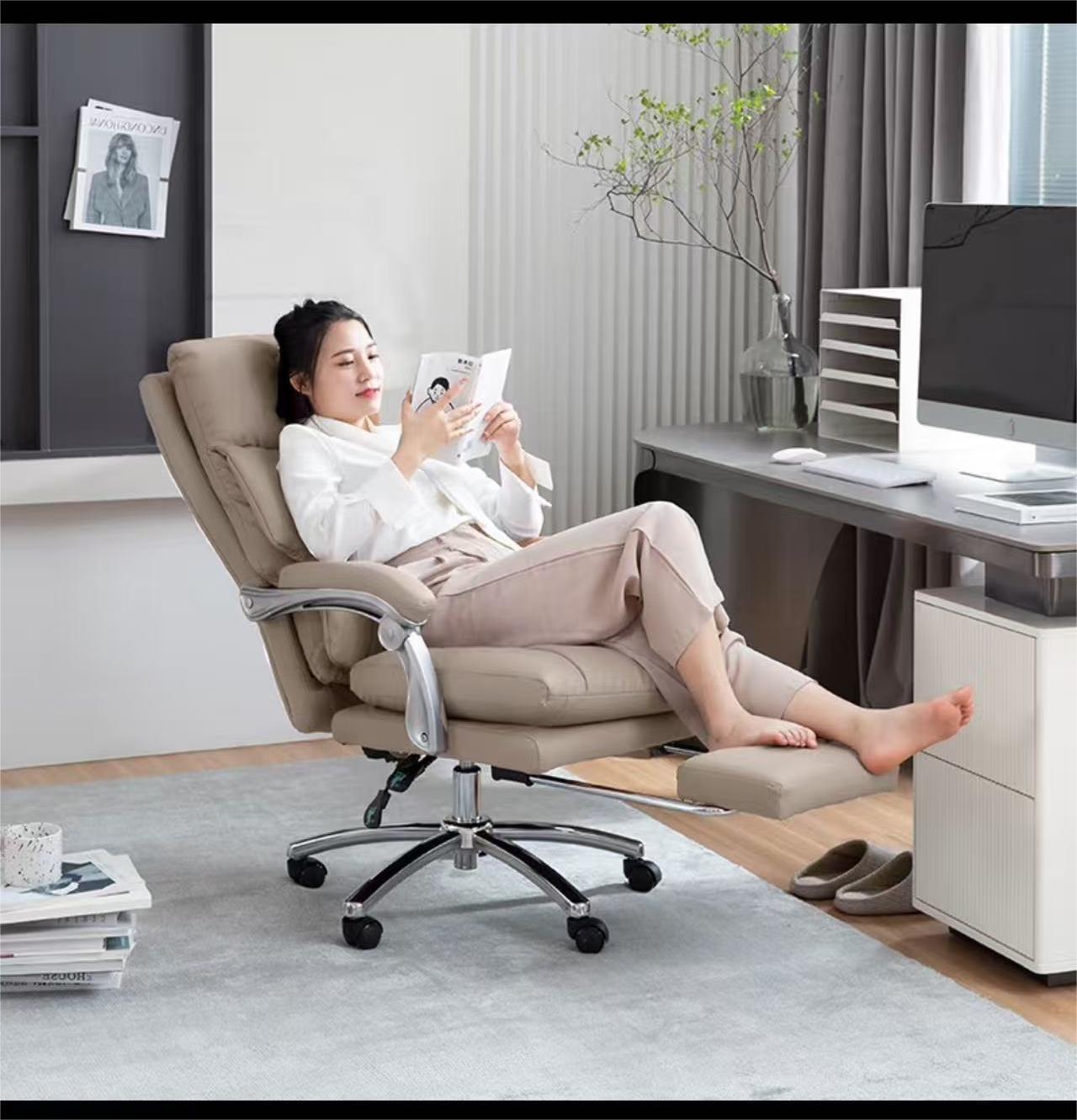 Ergonomic computer chair