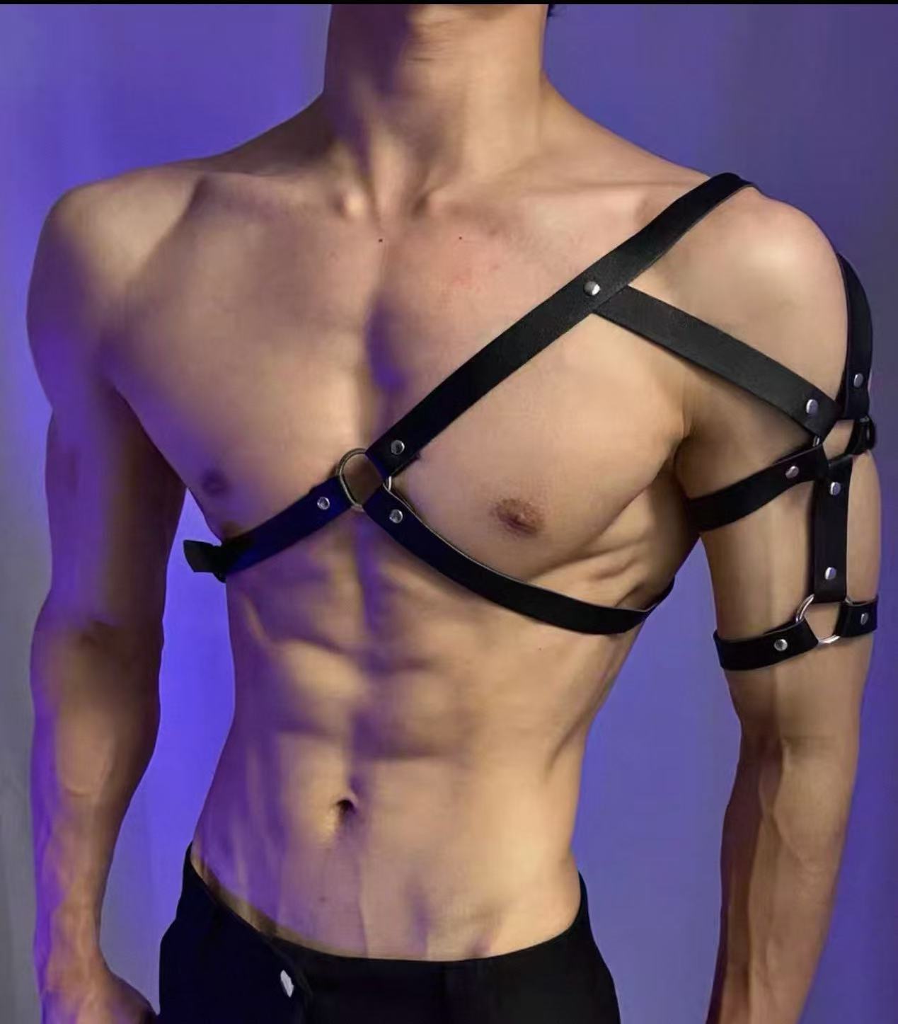 Leather shoulder strap